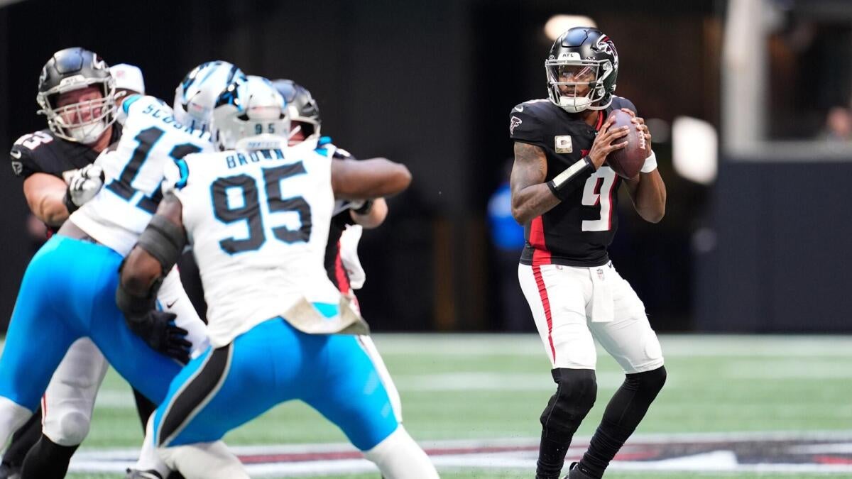 Michael Penix Jr. harm replace: Falcons QB to be evaluated after hurting knee