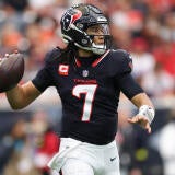 Denver Broncos v Houston Texans - NFL 2025