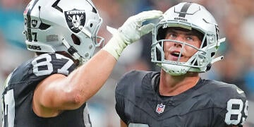 getty-brock-bowers-raiders.jpg