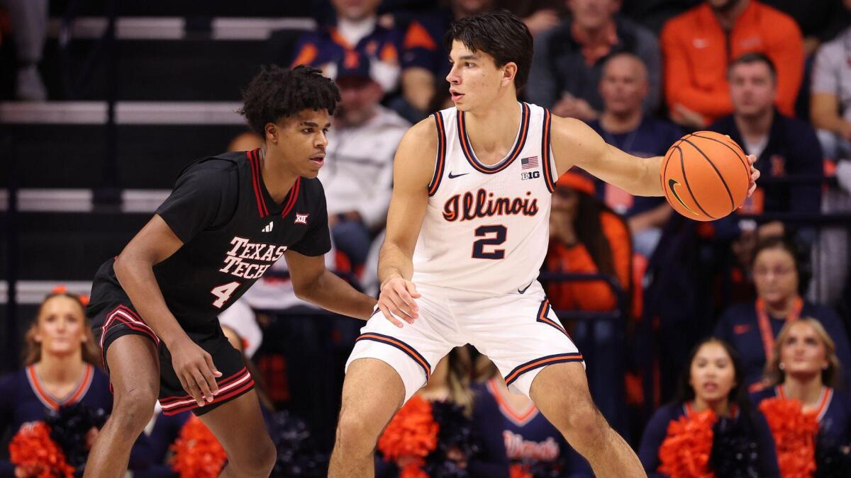 College basketball rankings: Illinois surges into top 10 in Coaches Poll, Purdue maintains No. 1 status