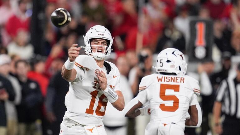 arch-manning-texas-longhorns