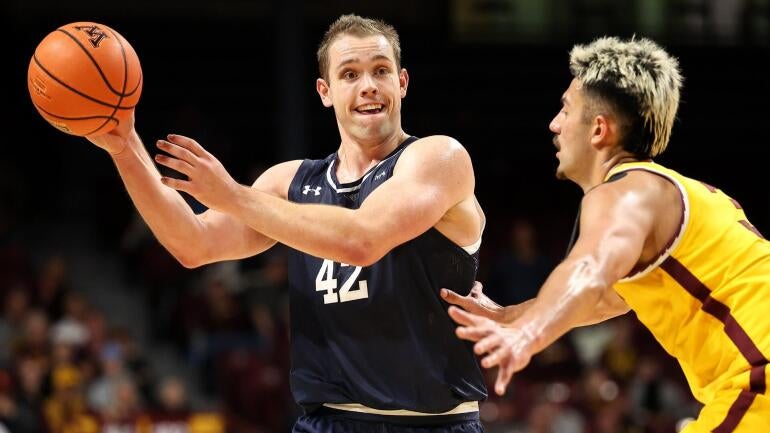 nick-townsend-yale-bulldogs-imagn-images