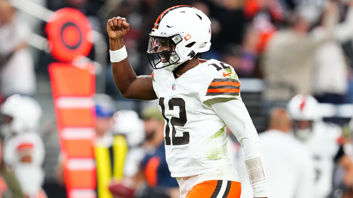 Shedeur Sanders wins first NFL start; Cowboys, Chiefs retain hope after big comebacks; Chris Paul to retire