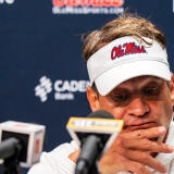 lanepressconferenceolemiss.jpg