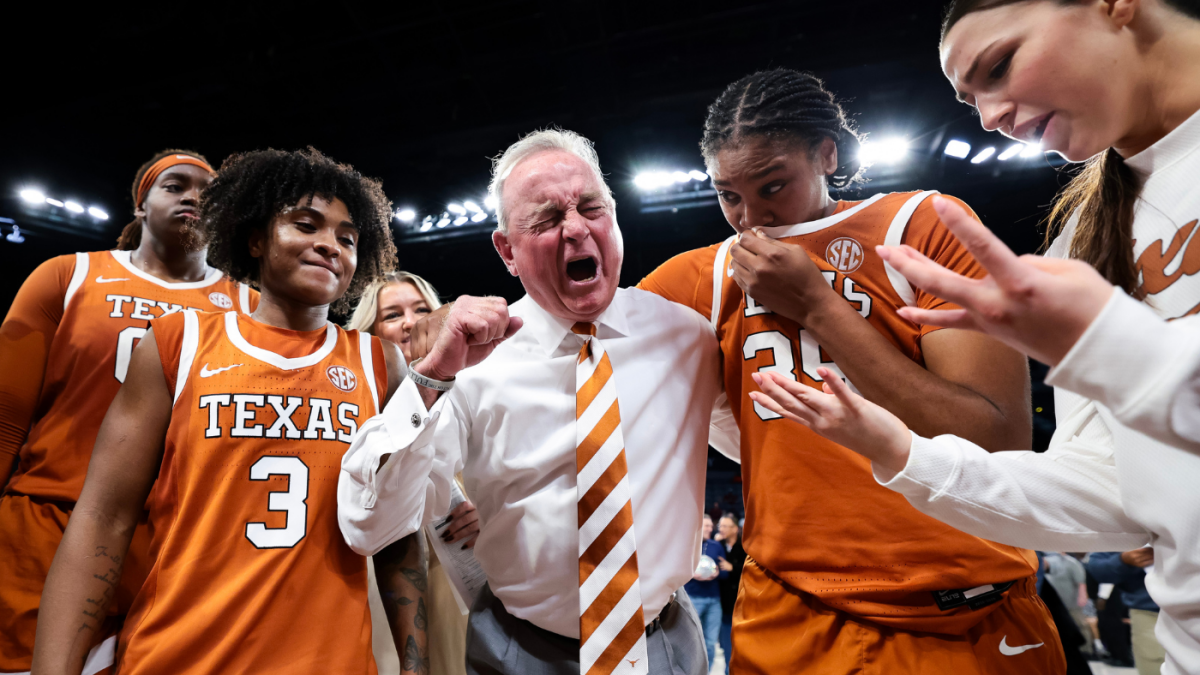 Women's college basketball AP Top 25: Texas up to No. 2 after Players Era win, NC State drops out of rankings