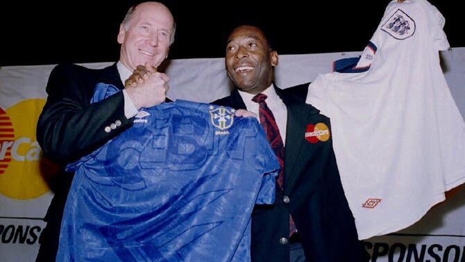 1994 World Cup draw: Pele (Brazil) and Bobby Charlton (England)