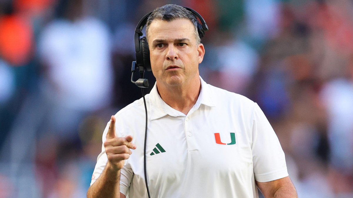 Mario Cristobal, Steve Sarkisian trade jabs in College Football Playoff debate