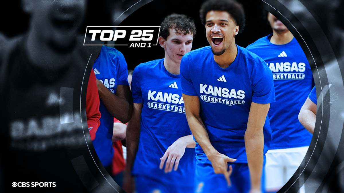 College basketball rankings: Kansas in an unusual position as it prepares to face UConn