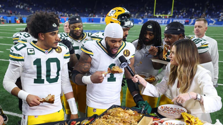 Green Bay Packers v Detroit Lions