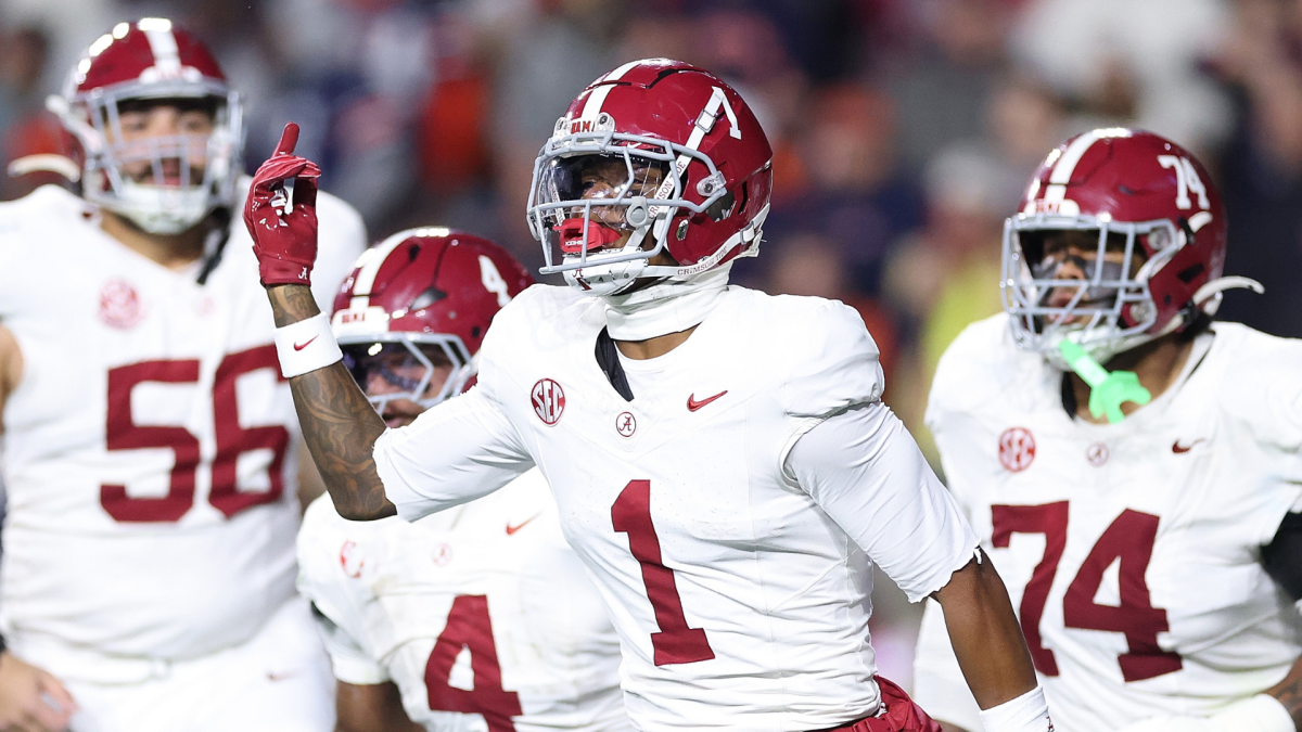 Alabama gains ground in CFP Rankings | Clippers part ways with Chris Paul | Pete Prisco's NFL Power Rankings