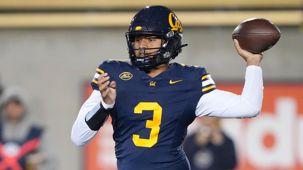 Jaron-Keawe Sagapolutele returning to Cal: Star QB spurns transfer opportunities to play for Tosh Lupoi