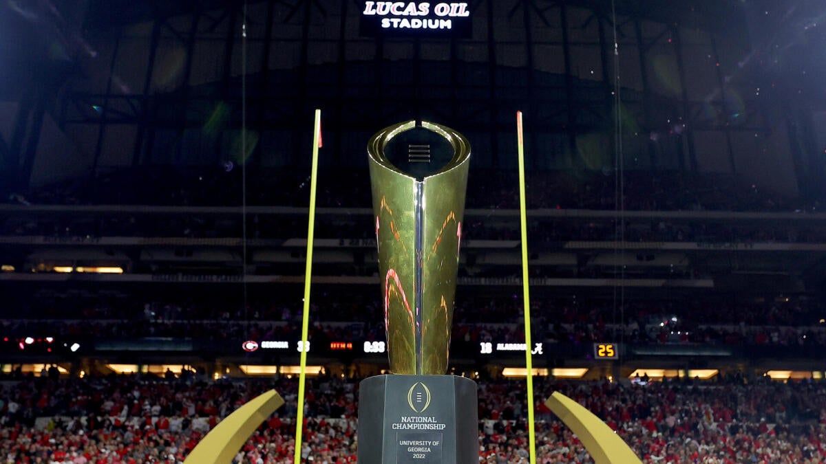 College Football Playoff selection show live stream: Watch online, TV channel, time, 2025 bowl games, picks