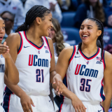 uconn-womens-basketball-azzi-fudd-sarah-strong.png