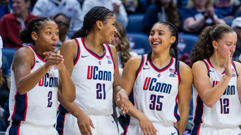 uconn-womens-basketball-azzi-fudd-sarah-strong.png