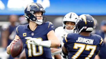 Las Vegas Raiders v Los Angeles Chargers - NFL 2025