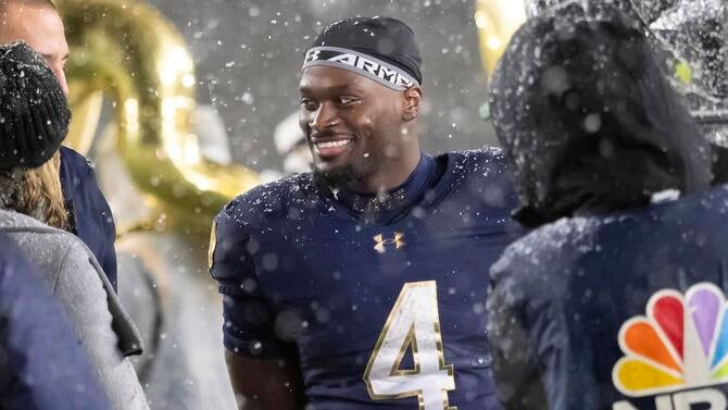 COLLEGE FOOTBALL: NOV 08 Navy at Notre Dame