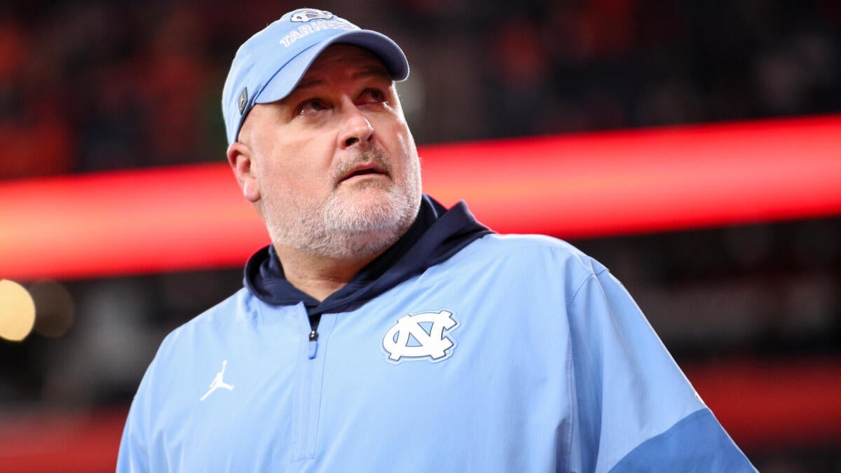 North Carolina fires offensive coordinator Freddie Kitchens as Bill Belichick looks ahead to second season