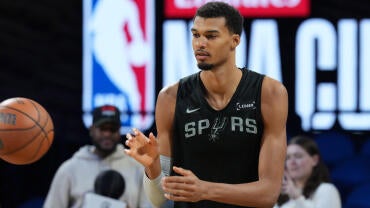 victor-wembanyama-spurs-g.jpg