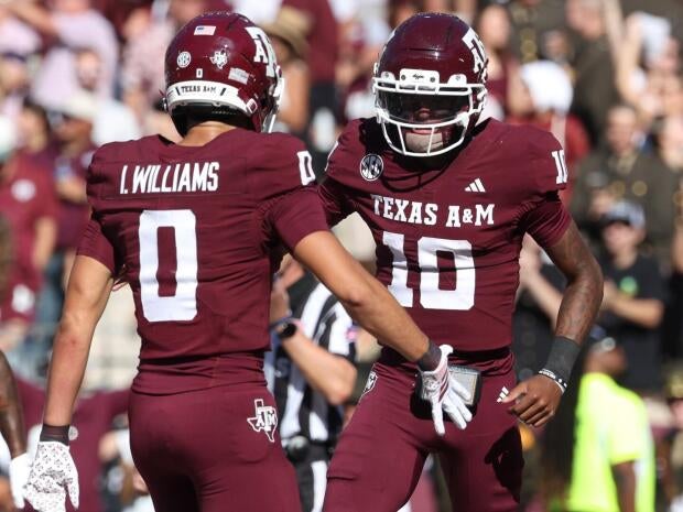 College football bets: Week 2 odds, parlays for favorites and underdogs include Texas A&M, Nevada