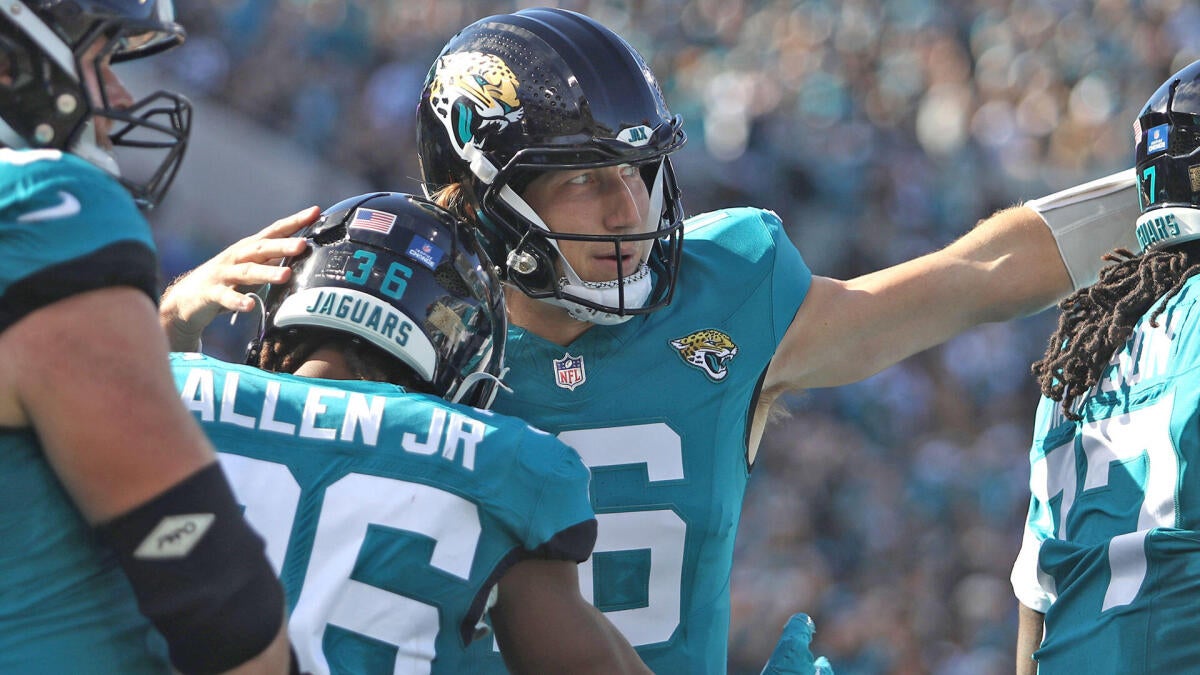 https://sportshub.cbsistatic.com/i/r/2025/12/16/12046fe1-c9c9-449b-9870-bd16fed52cca/thumbnail/1200x675/e870f81f90c68d3e8ec2197e245330ea/imagn-trevor-lawrence-jaguars.jpg