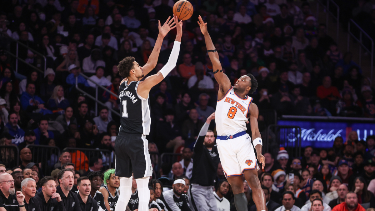 Best bets: Spurs, Knicks meet in Vegas for NBA Cup
