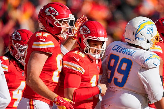 NFL: Los Angeles Chargers at Kansas City Chiefs