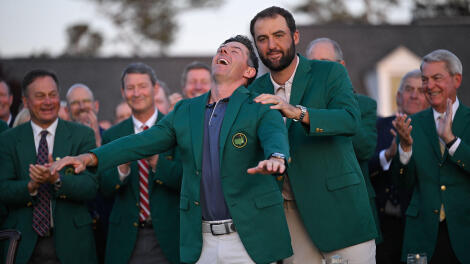 rory-mcilroy-scottie-scheffler-masters-green-jacket-g.jpg