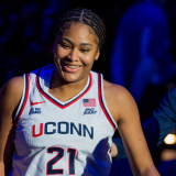 sarah-strong-uconn-smiling.png