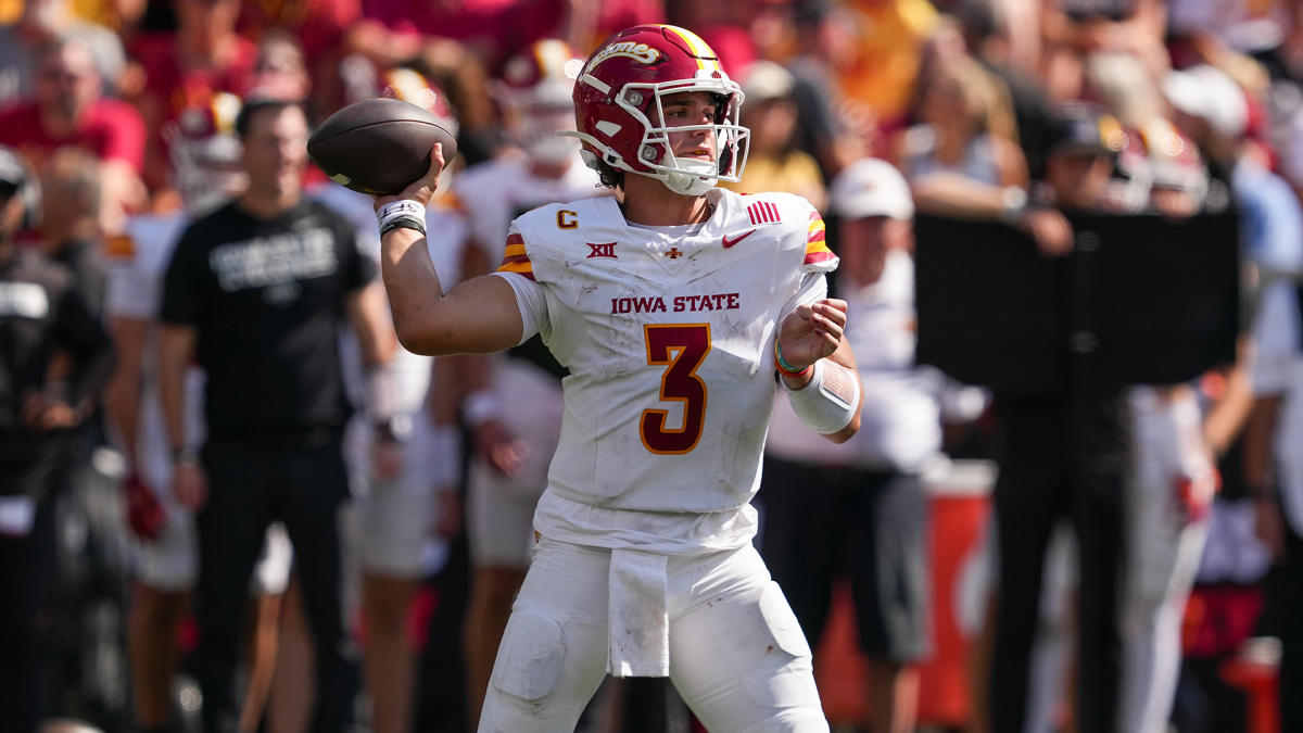 Rocco Becht to enter transfer portal: Veteran Iowa State QB on the move in wake of Matt Campbell's departure
