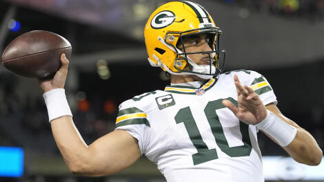 Green Bay Packers v Chicago Bears - NFL 2025