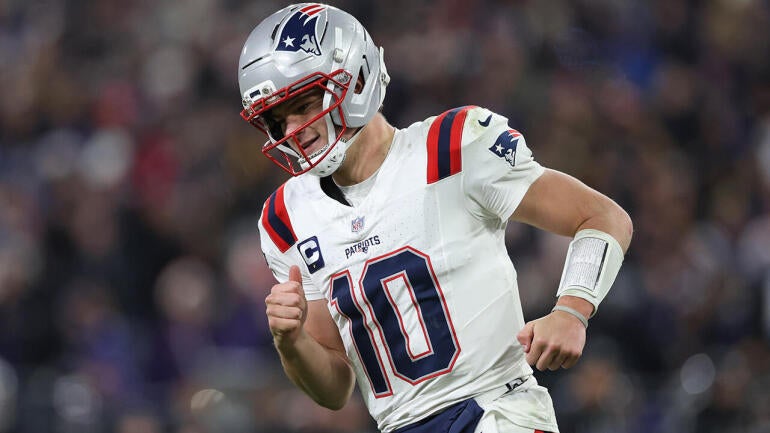 Ravens vs. Patriots recap: New England punches ticket to playoffs with late rally in Baltimore