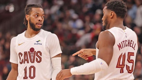 getty-darius-garland-donovan-mitchell-cavaliers.jpg