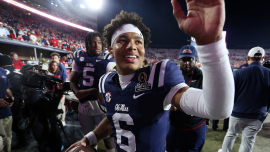 El futuro de Trinidad Chambliss en Ole Miss es incierto, pero la incertidumbre ha sido un tema común a lo largo de todo el viaje.