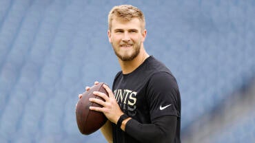 New Orleans Saints v Tennessee Titans - NFL 2025