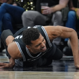 San Antonio Spurs v New York Knicks: Emirates NBA Cup - Final