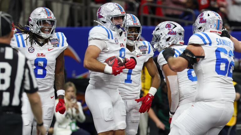 COLLEGE FOOTBALL: JAN 01 College Football Playoff Quarterfinal at the Allstate Sugar Bowl Ole Miss vs Georgia