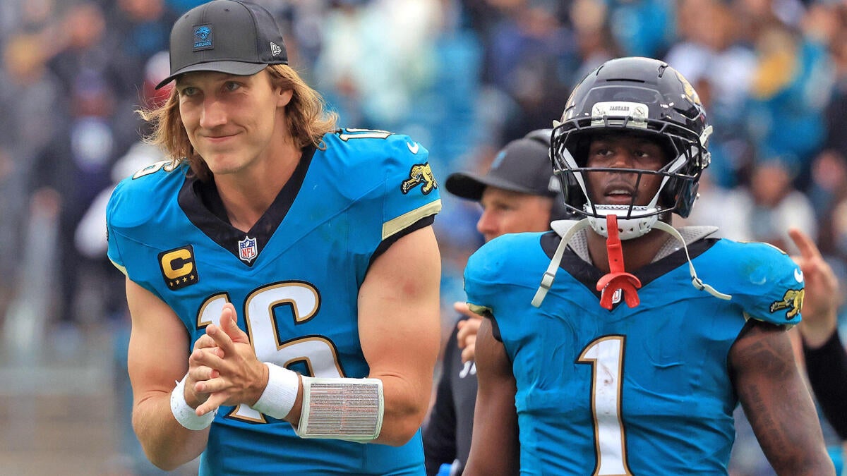 https://sportshub.cbsistatic.com/i/r/2026/01/05/71f2c142-757f-4d80-a10e-e5abe215072d/thumbnail/1200x675/c5665c4cf8d96cbb07bcadfcdea428a5/getty-trevor-lawrence-jaguars.jpg