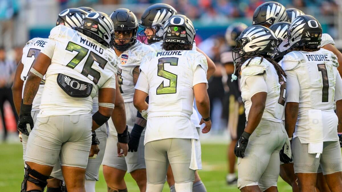 Tom Fornelli's College Football Playoff betting guide: CFP semifinal picks for Miami-Ole Miss, Indiana-Oregon