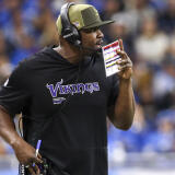 brian-flores-vikings.jpg