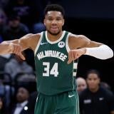 giannis.jpg