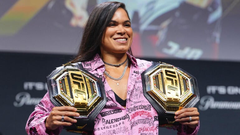 amanda-nunes-two-belts-2026.jpg
