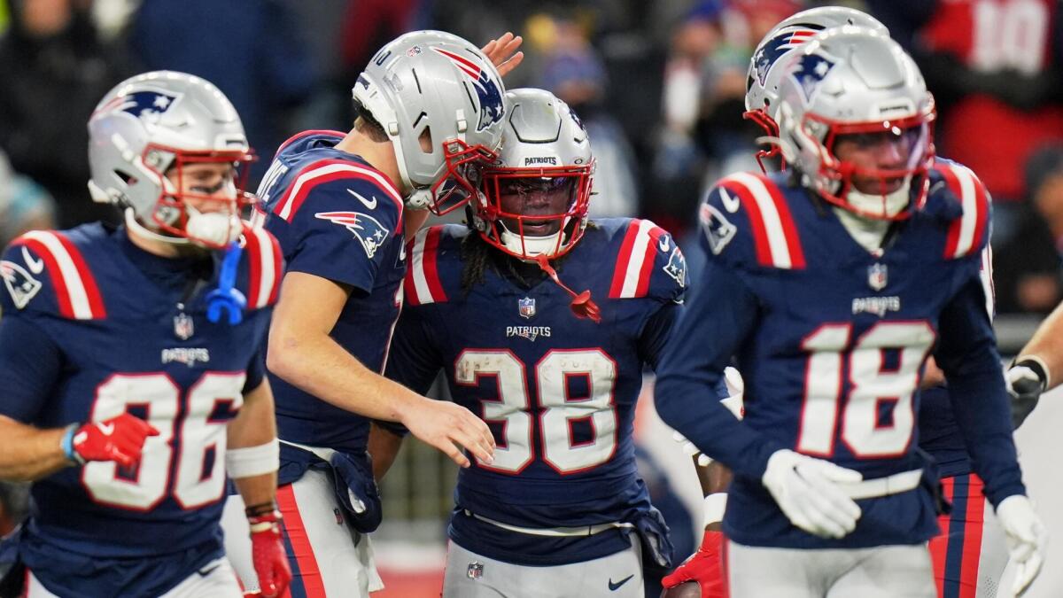 How, where to bet NFL Wild Card Weekend: Best sportsbook promos, betting apps for Jaguars-Bills, Eagles-49ers