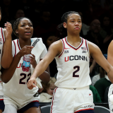 uconn-womens-basketball-sarah-strong-azzi-fudd-bench.png