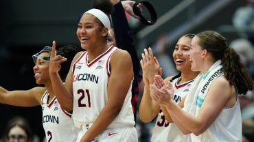 uconn-womens-basketball-celebrates-sarah-strong.png