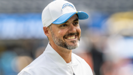 Ravens hiring Jesse Minter: Chargers defensive coordinator set to replace coach John Harbaugh in Baltimore