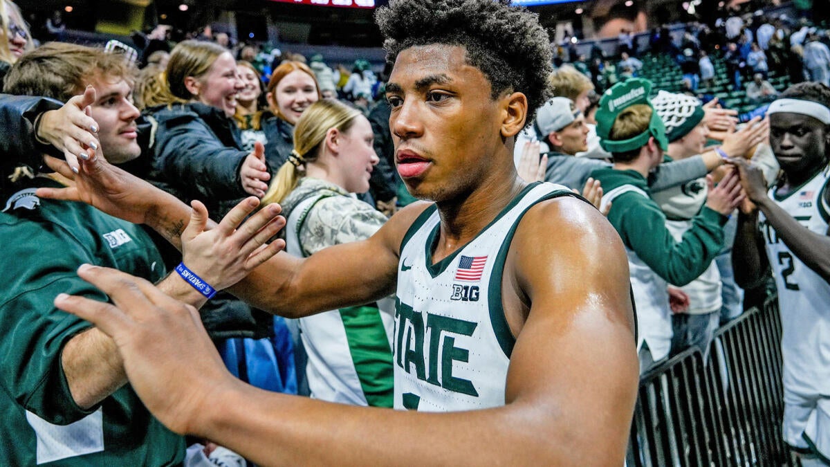 https://sportshub.cbsistatic.com/i/r/2026/01/24/9174af89-ee6f-4857-a026-c3b55bdba154/thumbnail/1200x675/70d92b5ec4e2578396b0e976a579227f/imagn-jeremy-fears-michigan-state-crowd.jpg
