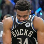 getty-giannis-antetokounmpo-bucks.jpg