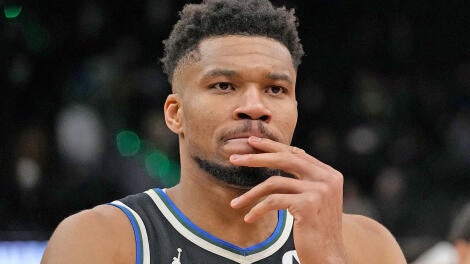 getty-giannis-antetokounmpo-bucks.jpg