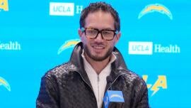 Grading every offensive and defensive coordinator hire: Chargers hit home run, Lions and Commanders take risks