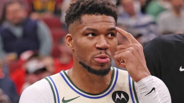 getty-giannis-antetokounmpo-bucks.jpg